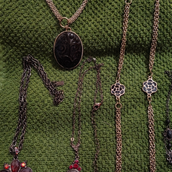 Lot of Goth Glam Necklaces - Picture 2 of 7